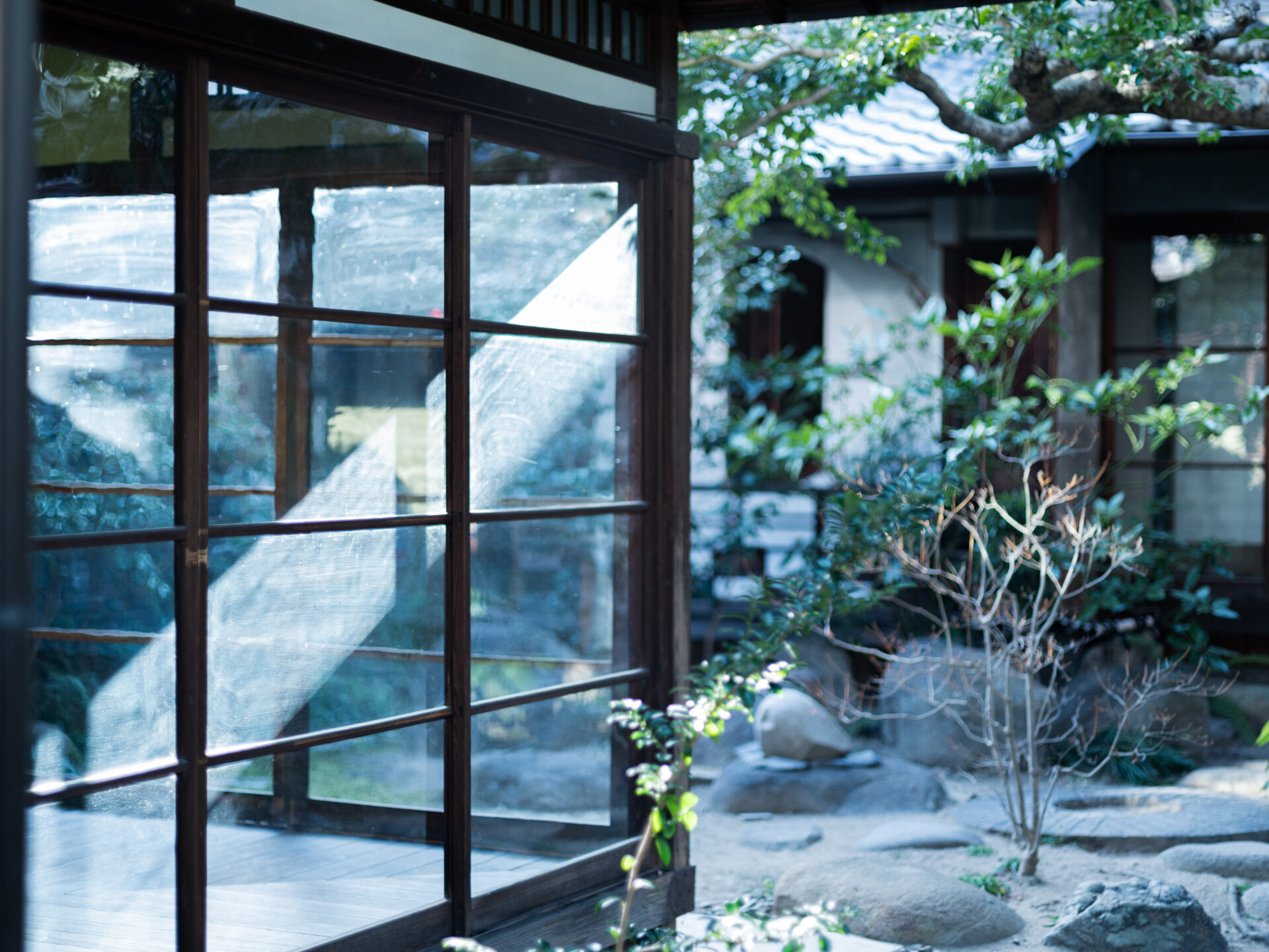 The House of Seasonal Life: Nigiwai-no-Ie