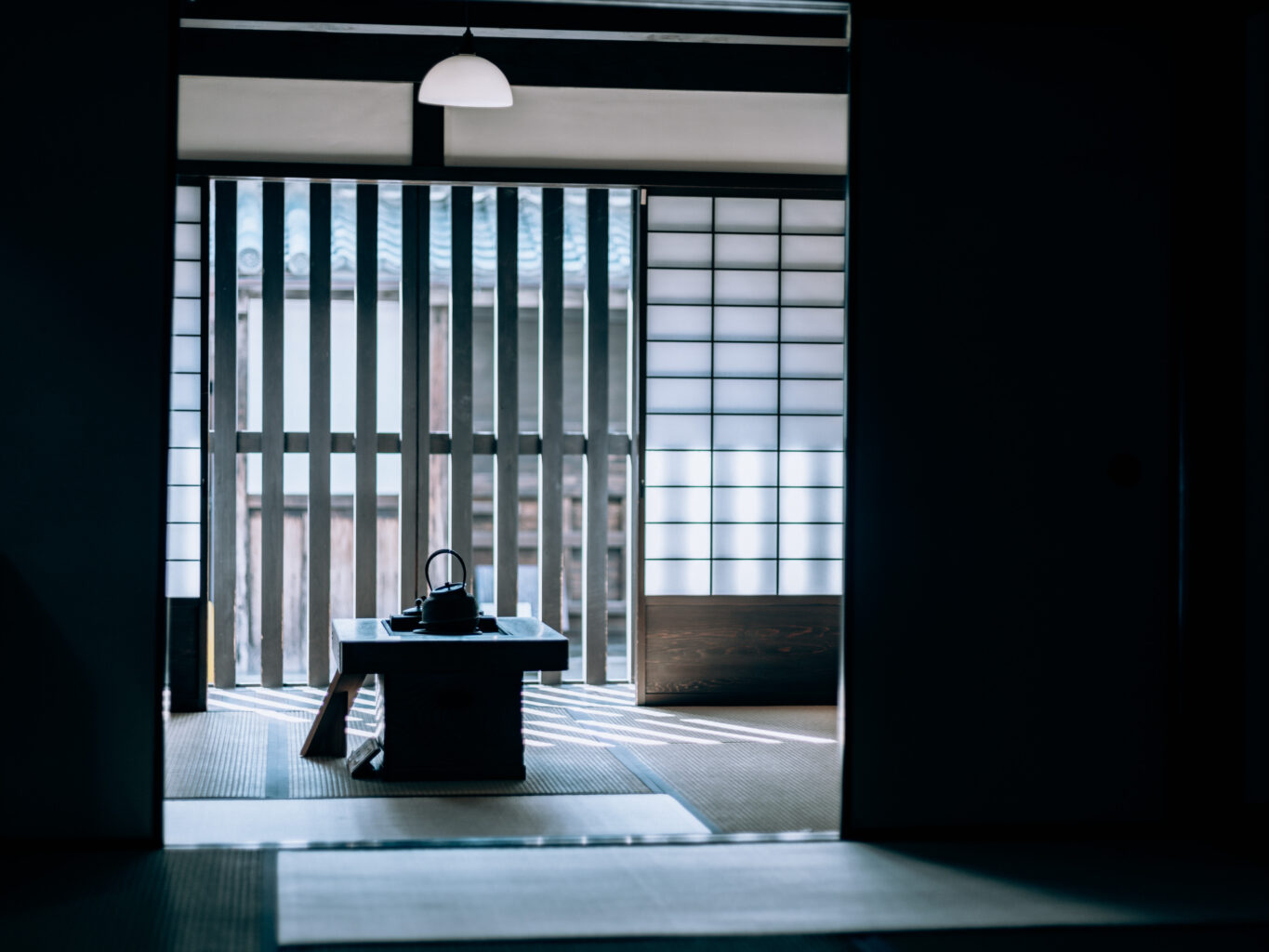 Woven Light: Spring Melodies at Naramachi Lattice House