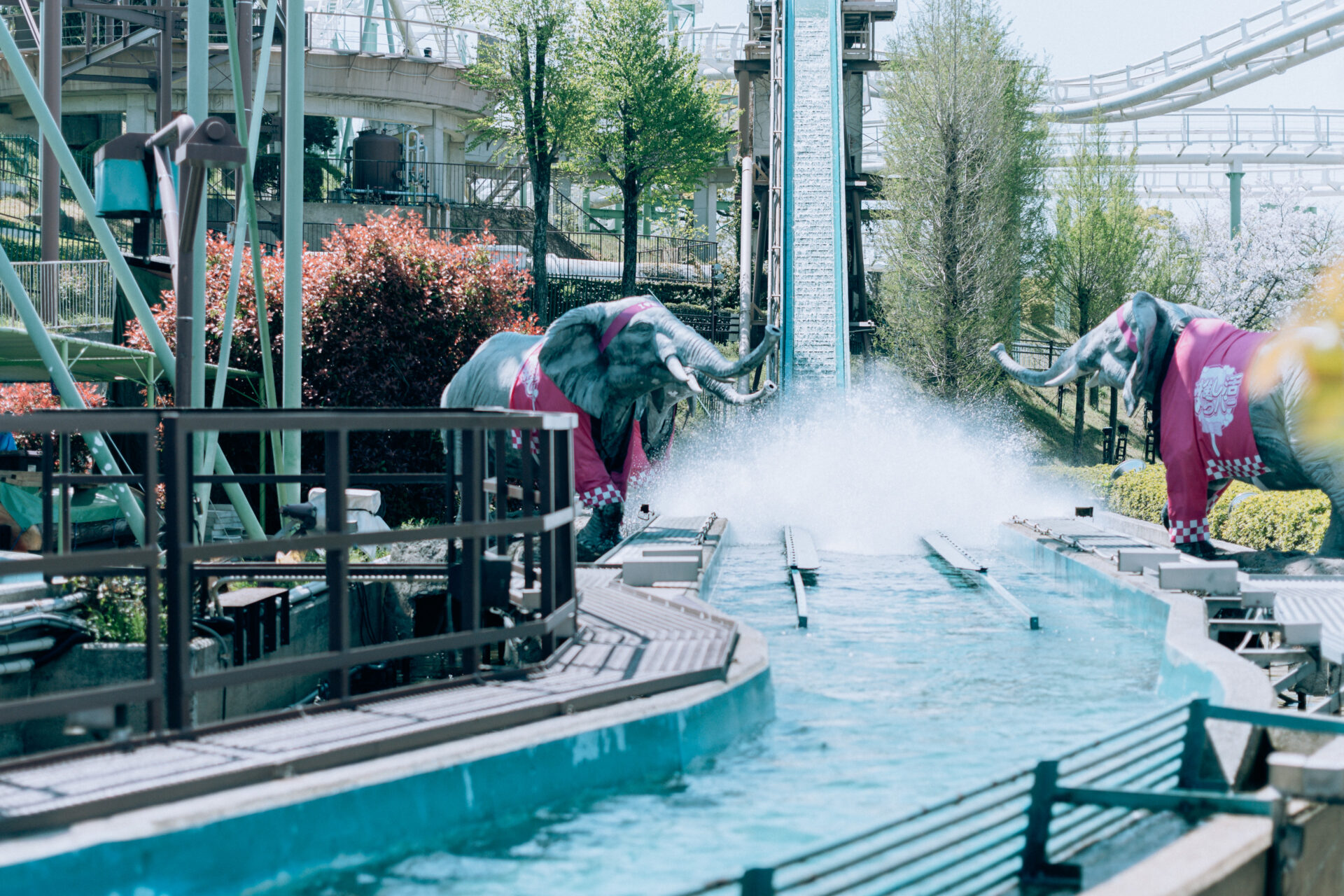 NIKON Z fc / 0.0 mm f/0.0 / Amusement park