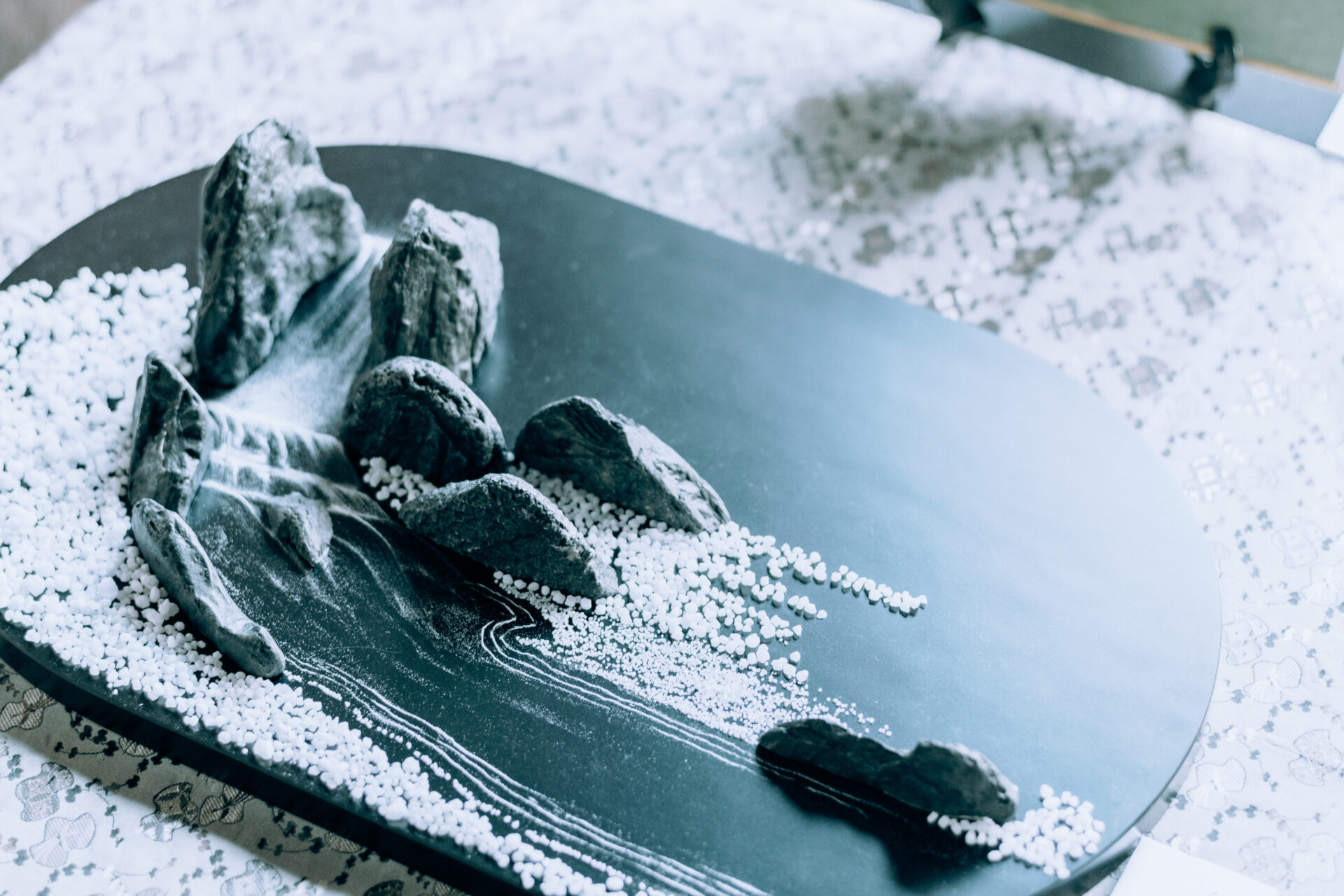 NIKON Z 7 / 0.0 mm f/0.0 / Flowers, Nara-machi, Traditional Japanese House